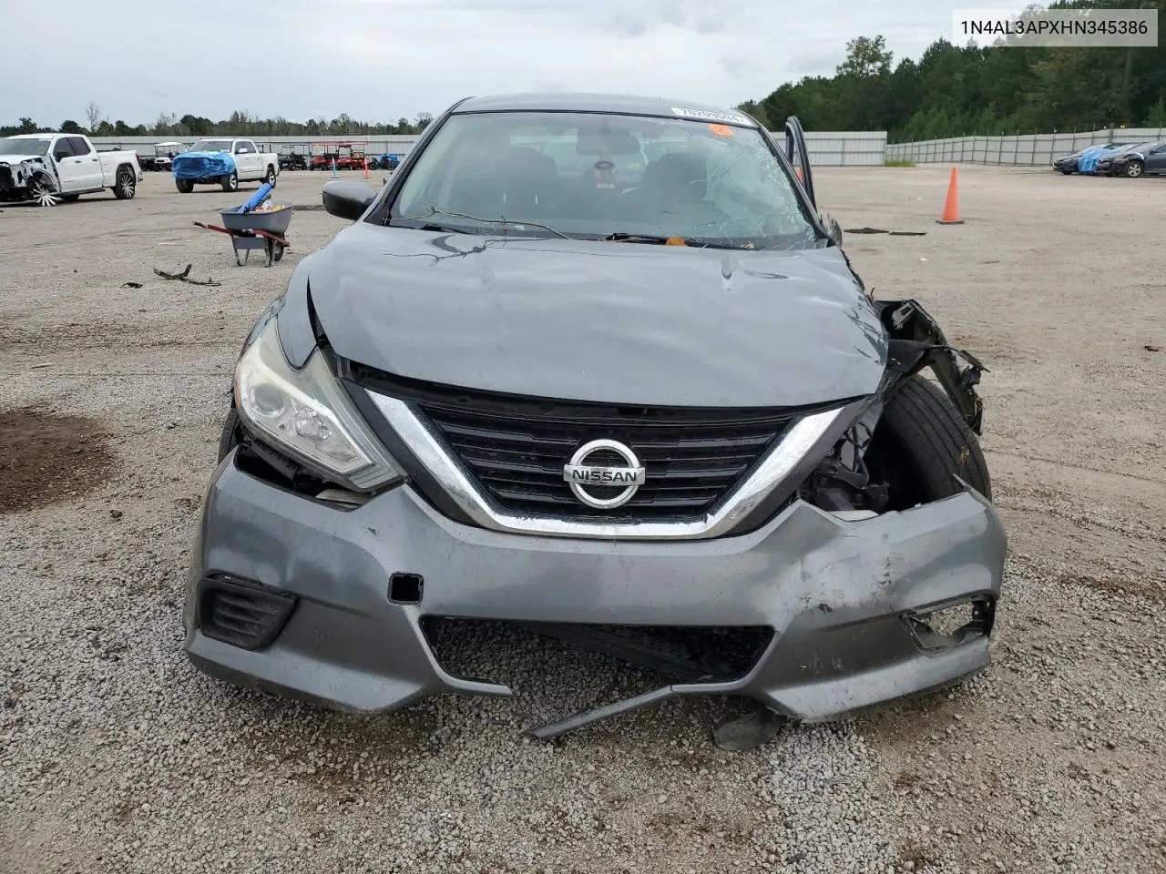 2017 Nissan Altima 2.5 VIN: 1N4AL3APXHN345386 Lot: 70209694