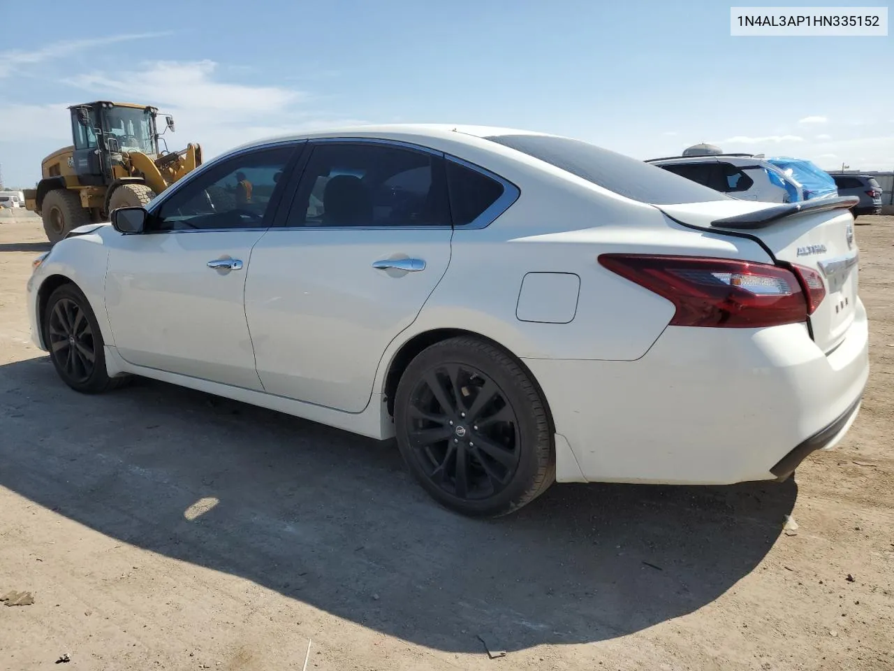 1N4AL3AP1HN335152 2017 Nissan Altima 2.5