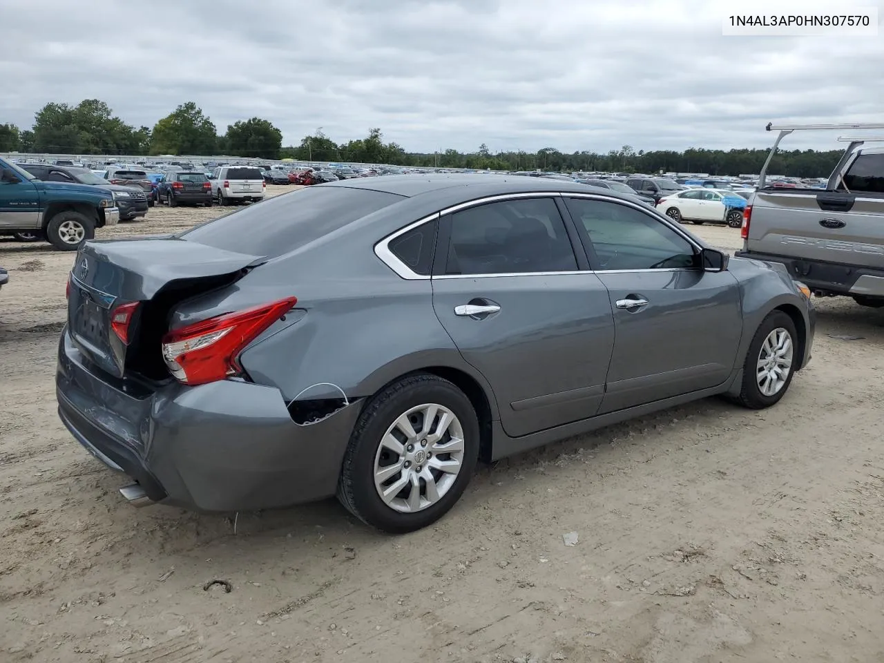 2017 Nissan Altima 2.5 VIN: 1N4AL3AP0HN307570 Lot: 70480504