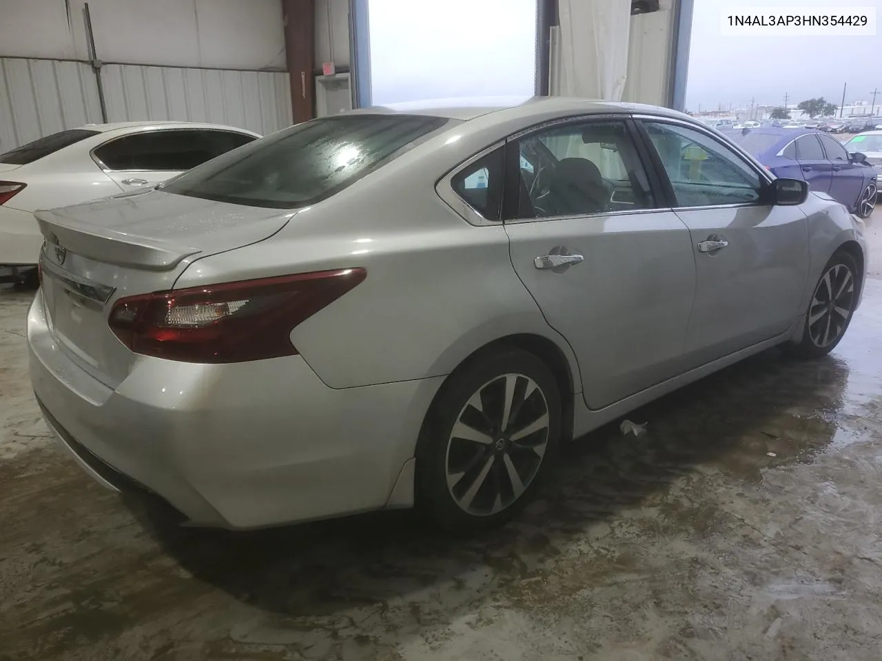 1N4AL3AP3HN354429 2017 Nissan Altima 2.5