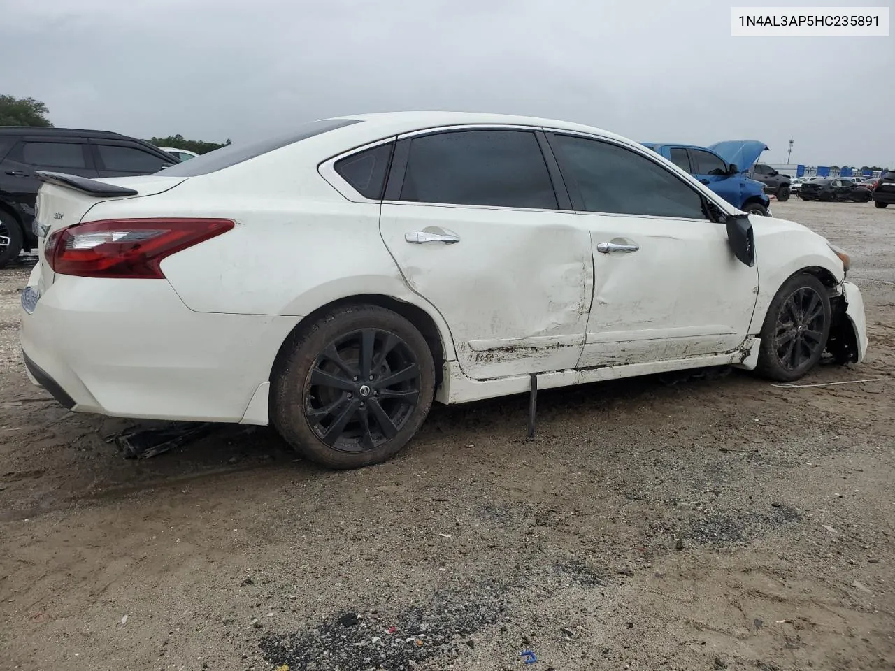 1N4AL3AP5HC235891 2017 Nissan Altima 2.5