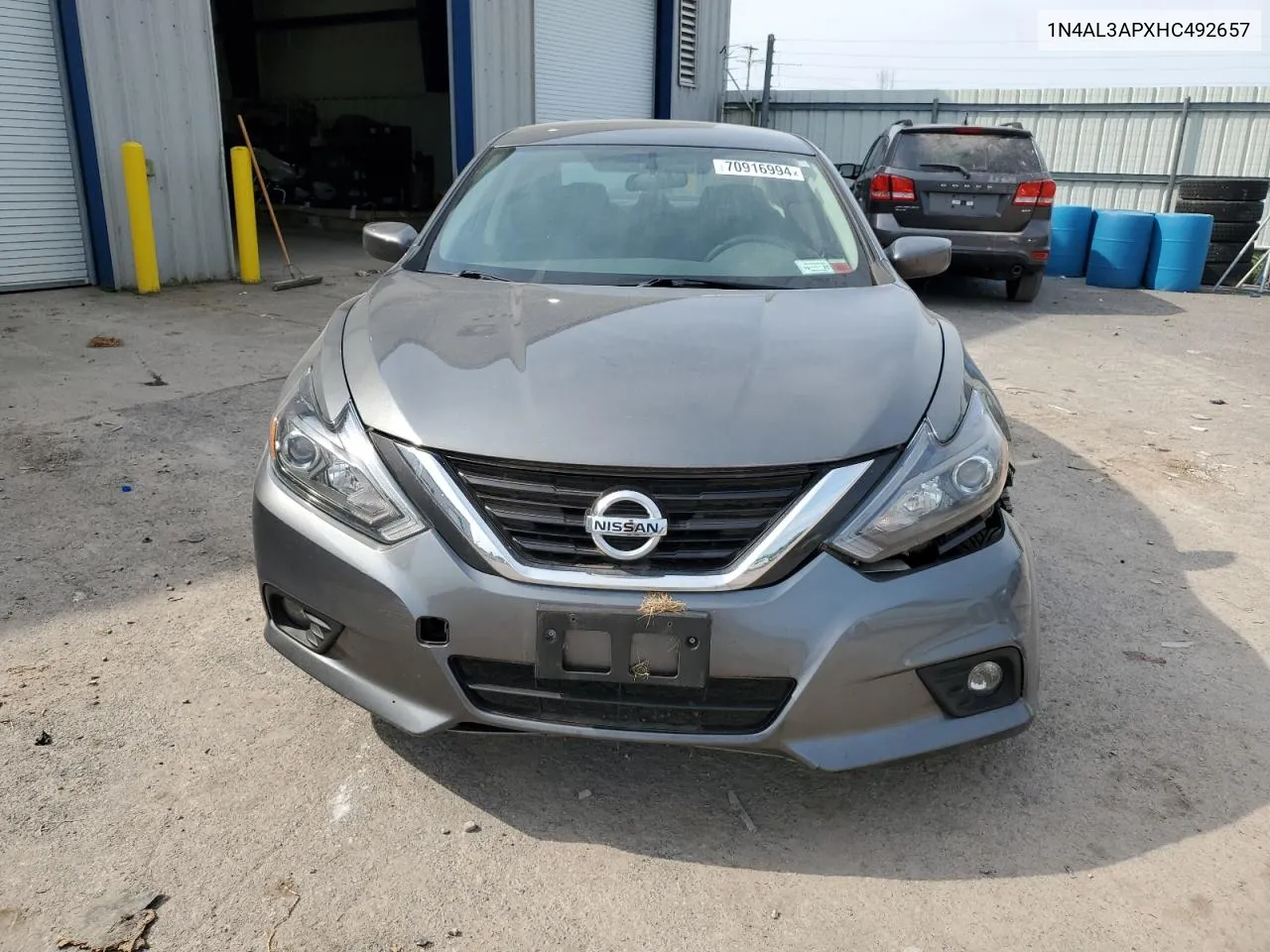 2017 Nissan Altima 2.5 VIN: 1N4AL3APXHC492657 Lot: 70916994