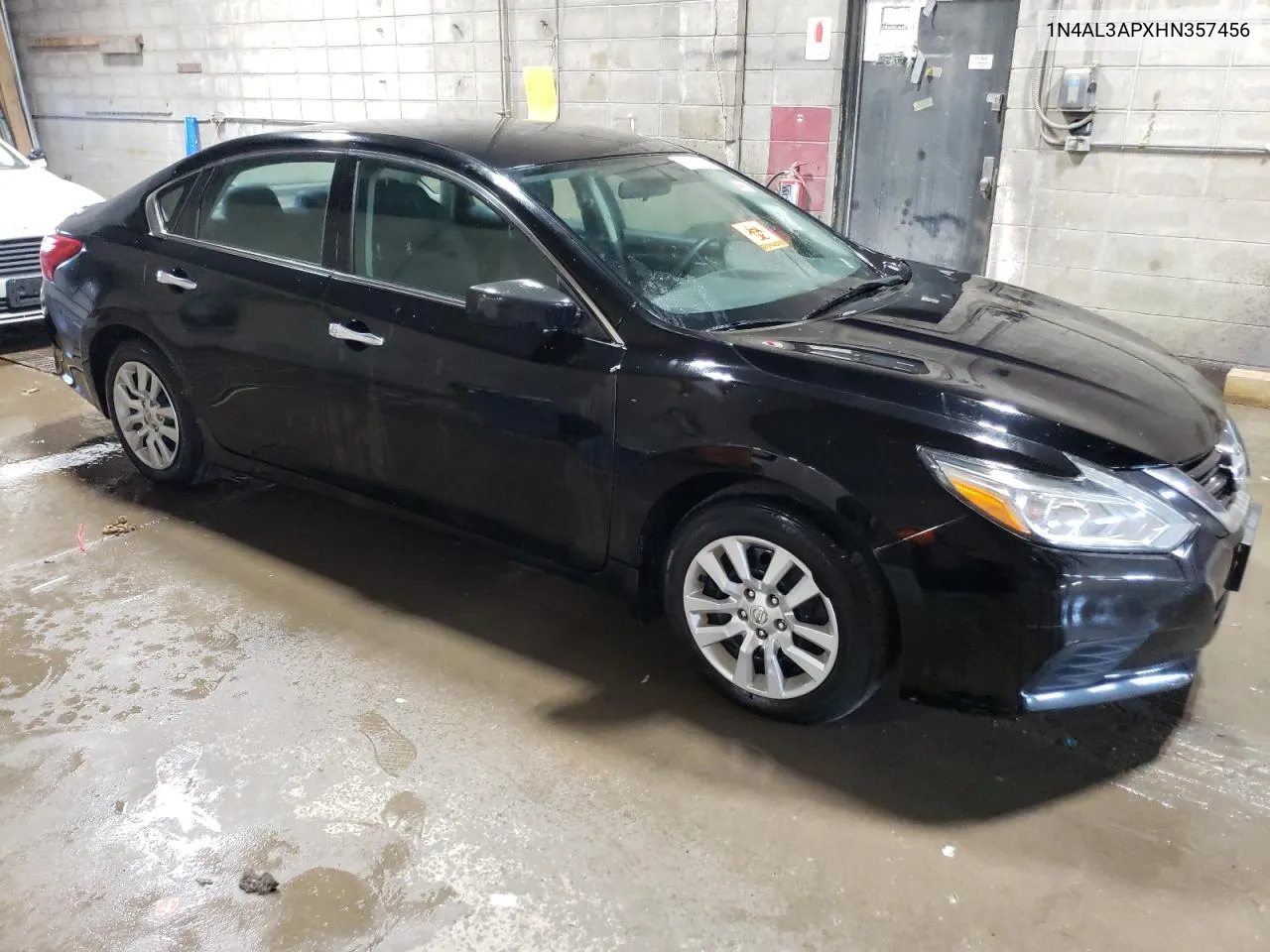 2017 Nissan Altima 2.5 VIN: 1N4AL3APXHN357456 Lot: 70918354