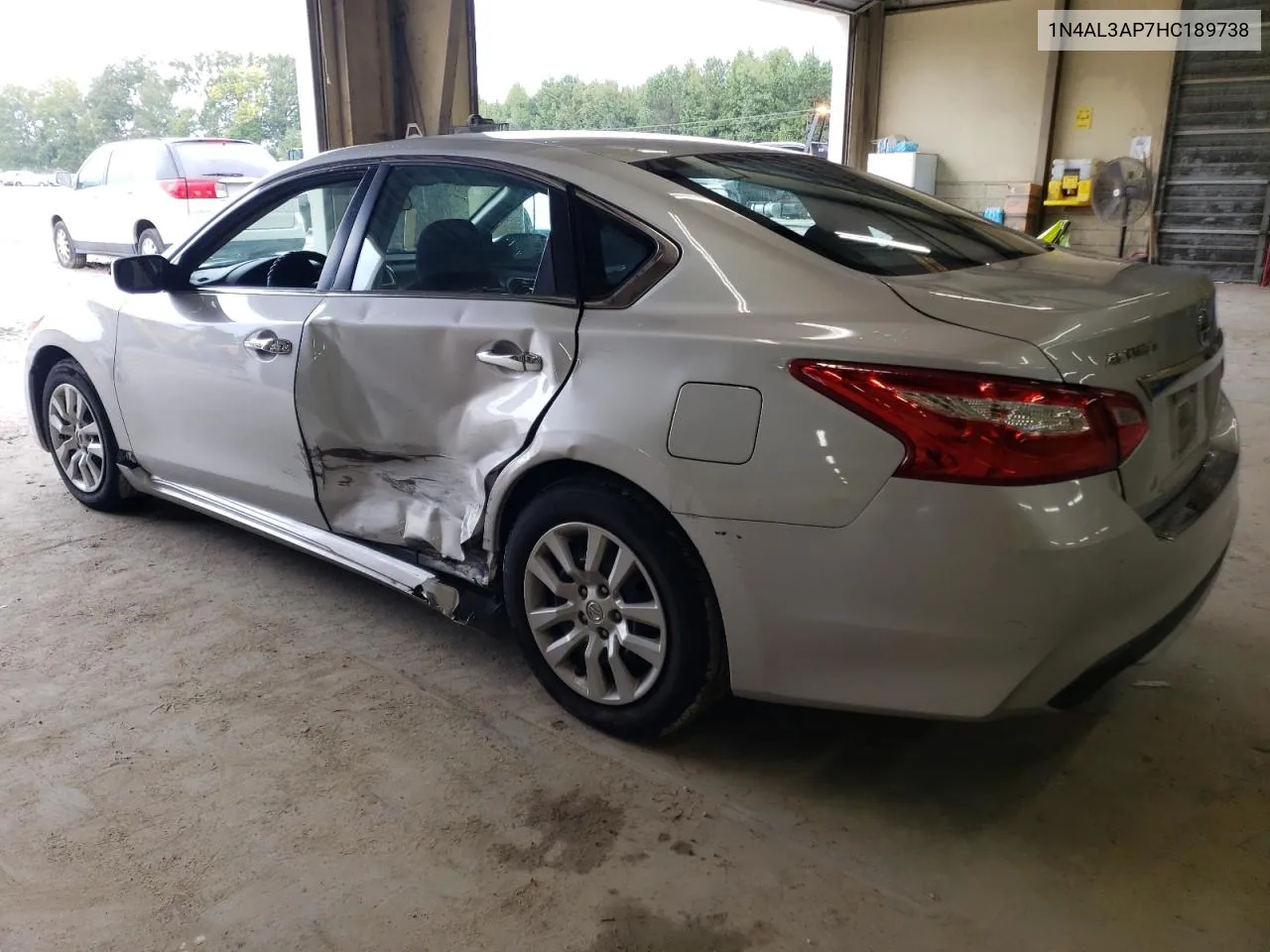 2017 Nissan Altima 2.5 VIN: 1N4AL3AP7HC189738 Lot: 71463464