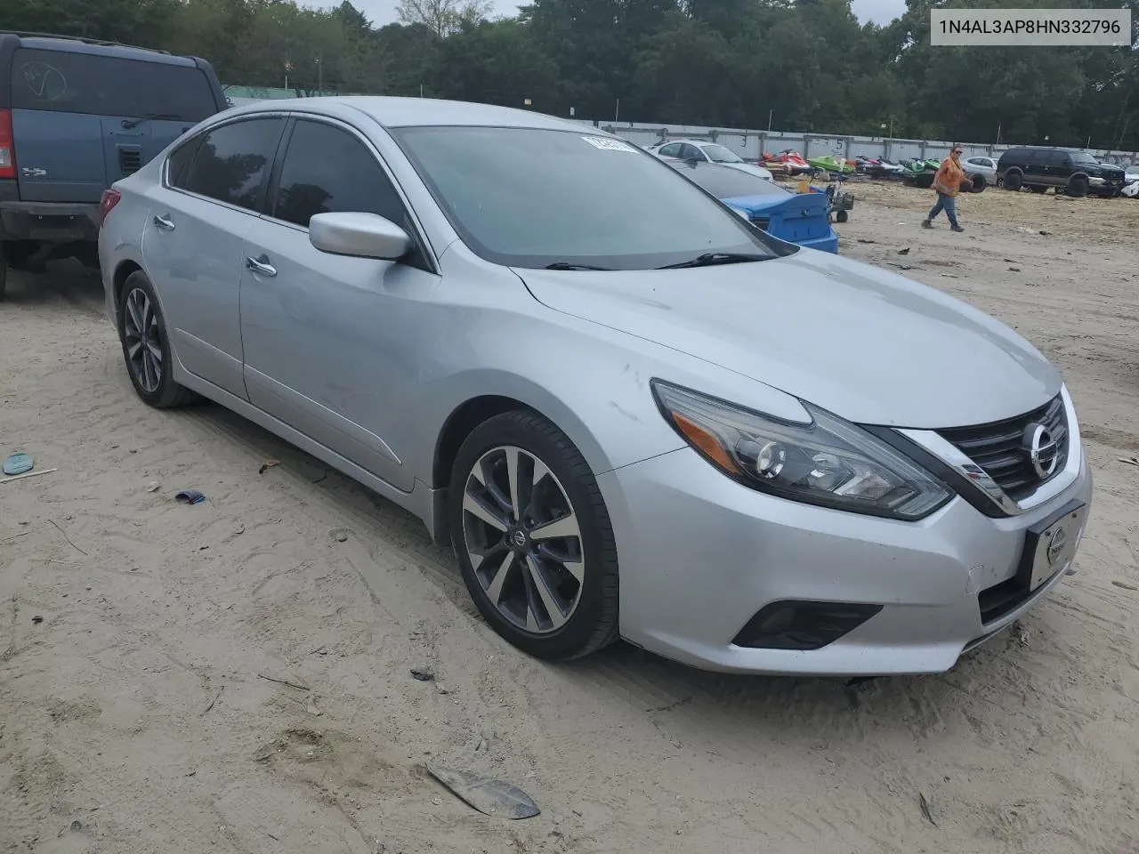 1N4AL3AP8HN332796 2017 Nissan Altima 2.5