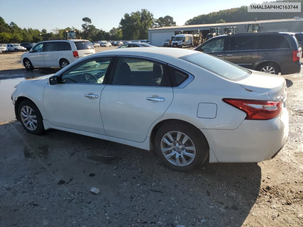 2017 Nissan Altima 2.5 VIN: 1N4AL3AP4HC163744 Lot: 73018254