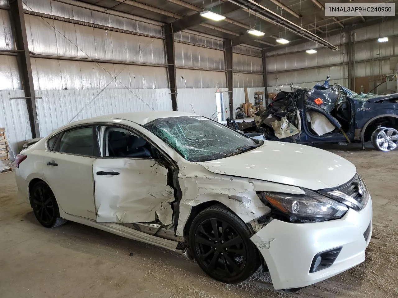 2017 Nissan Altima 2.5 VIN: 1N4AL3AP9HC240950 Lot: 73121044