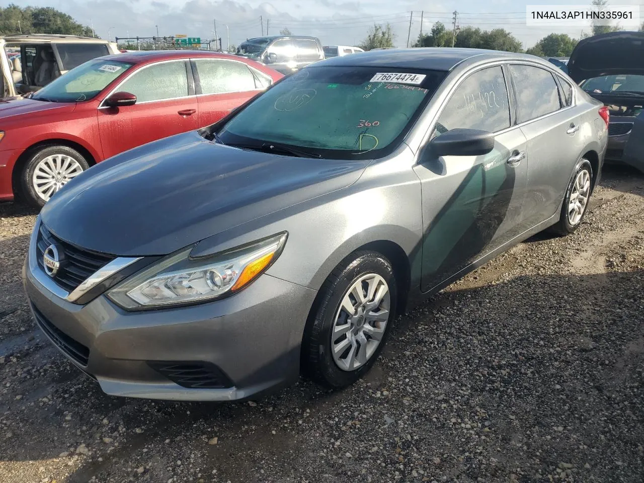 2017 Nissan Altima 2.5 VIN: 1N4AL3AP1HN335961 Lot: 76674474