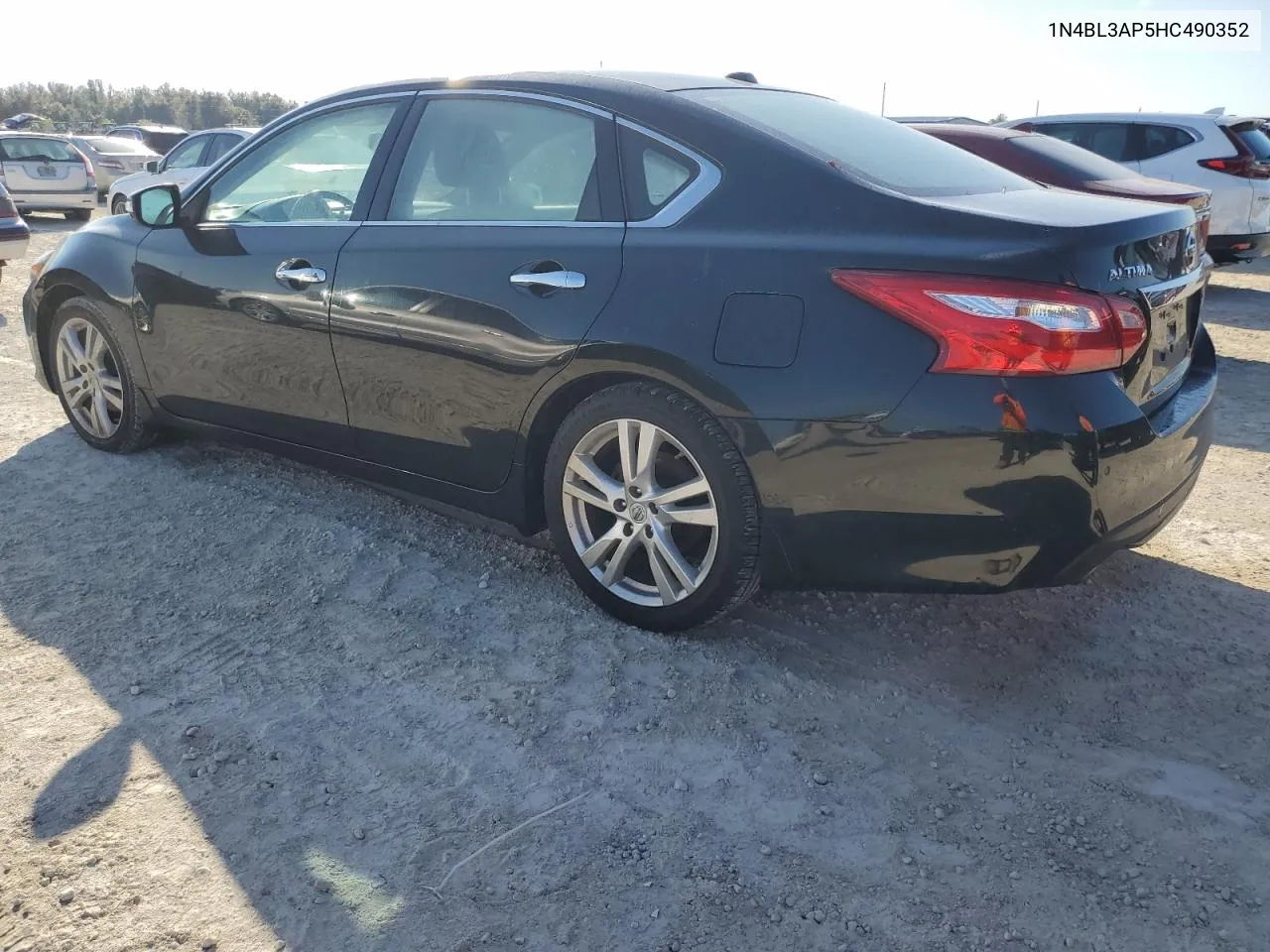 1N4BL3AP5HC490352 2017 Nissan Altima 3.5Sl