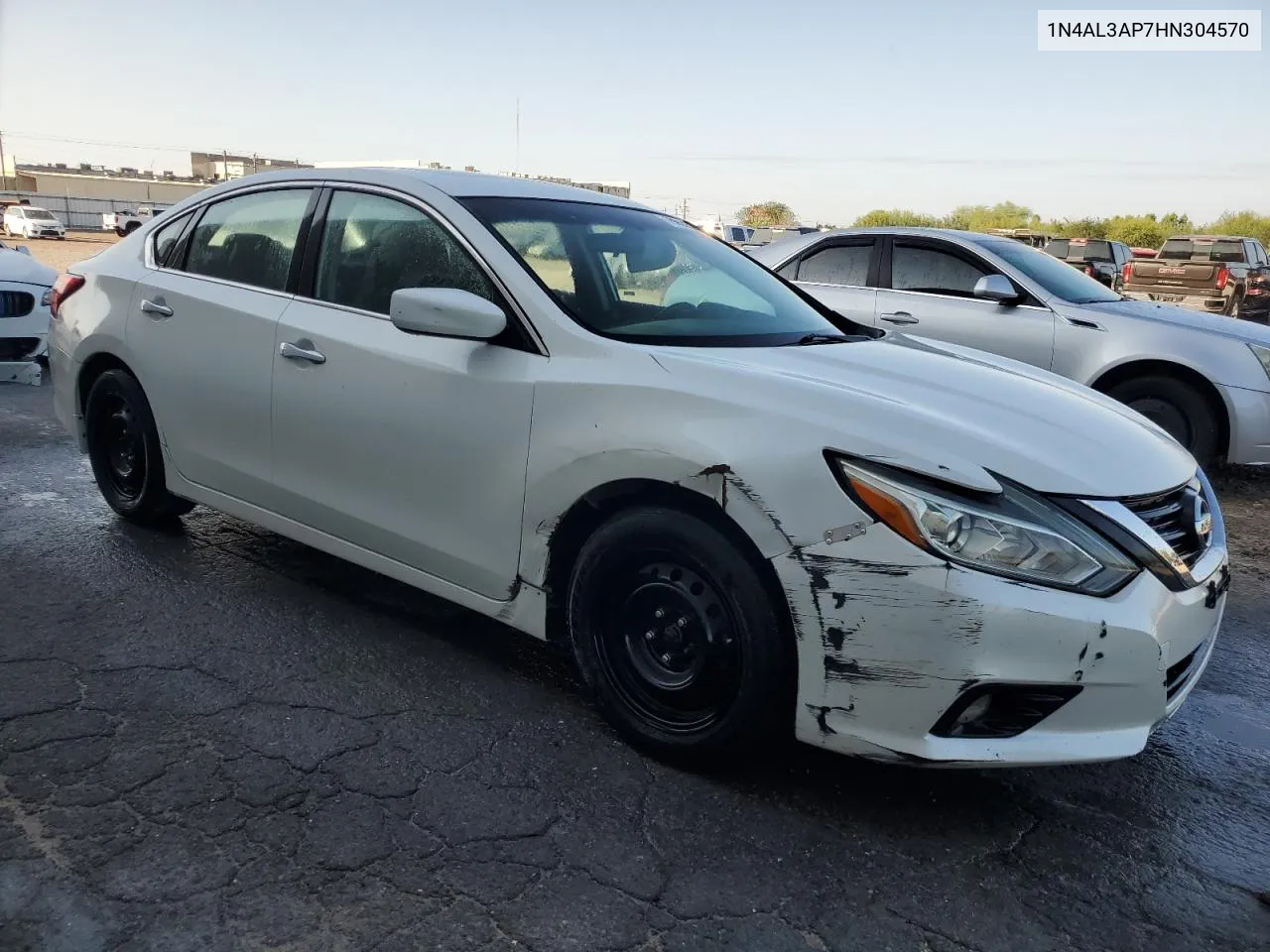 2017 Nissan Altima 2.5 VIN: 1N4AL3AP7HN304570 Lot: 79963324