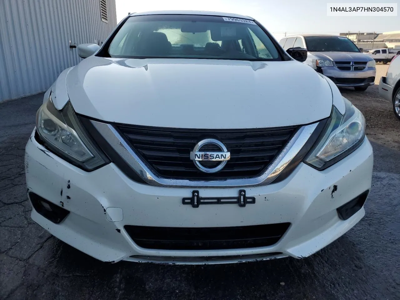 2017 Nissan Altima 2.5 VIN: 1N4AL3AP7HN304570 Lot: 79963324