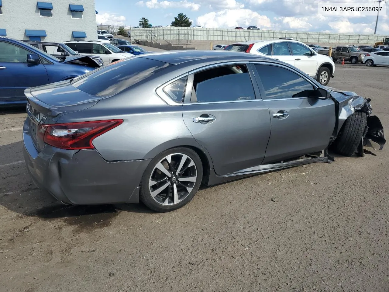 2018 Nissan Altima 2.5 VIN: 1N4AL3AP5JC256097 Lot: 70322644