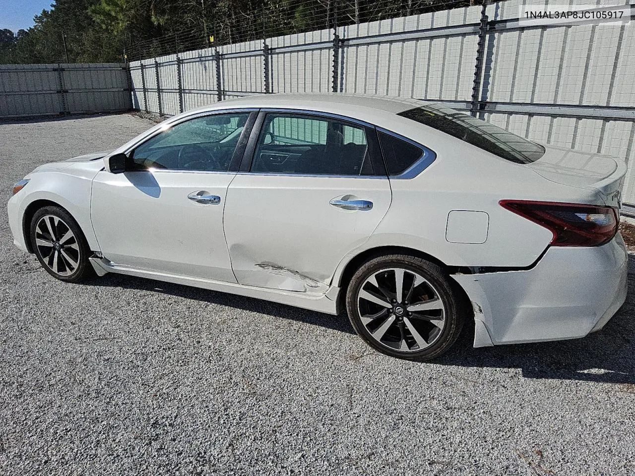 2018 Nissan Altima 2.5 VIN: 1N4AL3AP8JC105917 Lot: 74305384