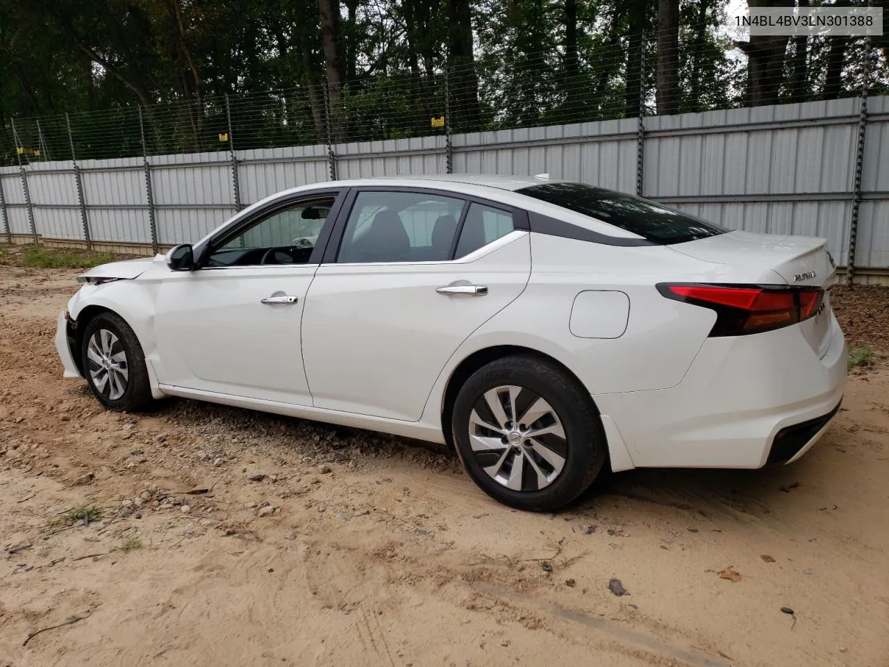 2020 Nissan Altima S VIN: 1N4BL4BV3LN301388 Lot: 70631944