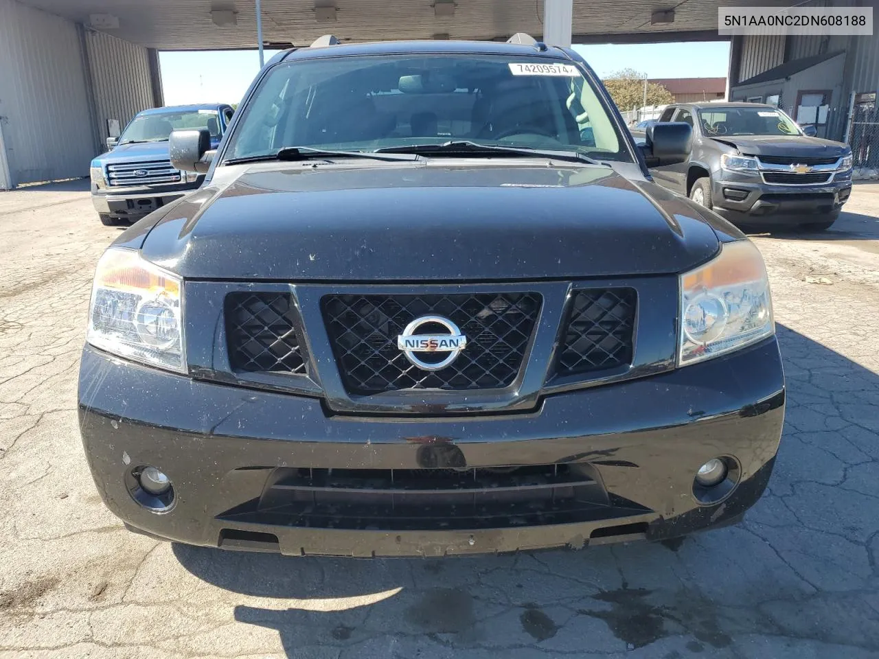 5N1AA0NC2DN608188 2013 Nissan Armada Sv