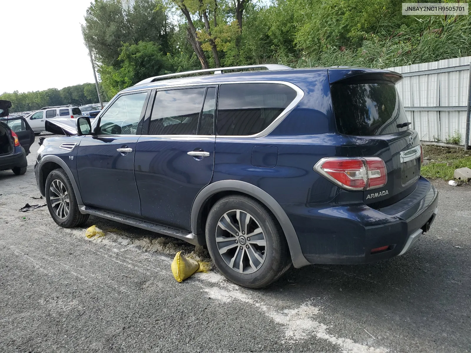 JN8AY2NC1H9505701 2017 Nissan Armada Sv