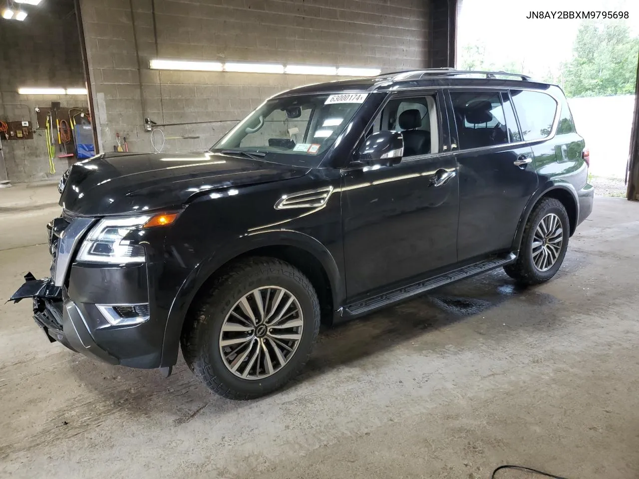 JN8AY2BBXM9795698 2021 Nissan Armada Sl