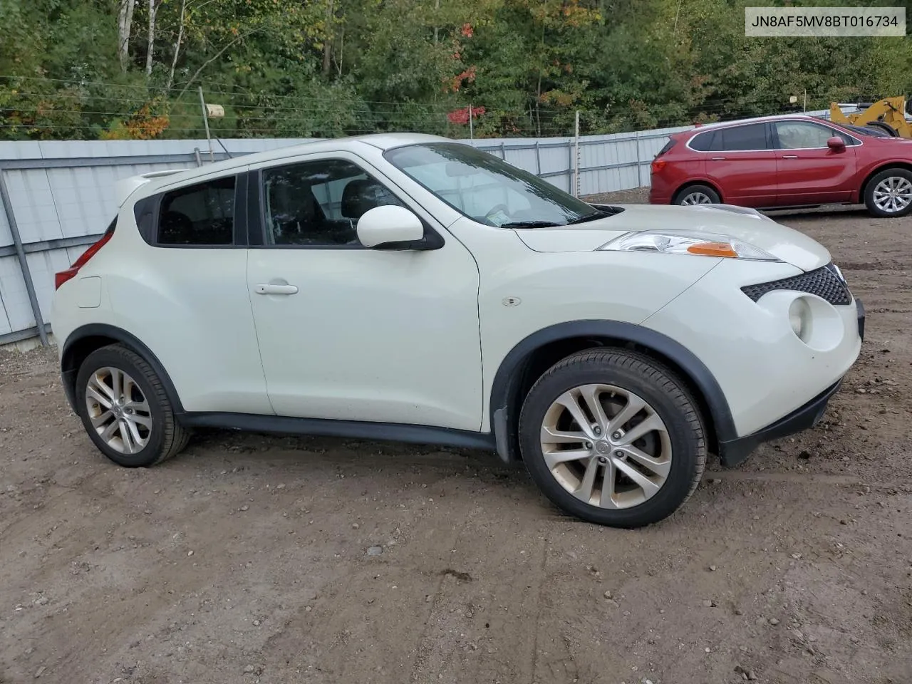 JN8AF5MV8BT016734 2011 Nissan Juke S