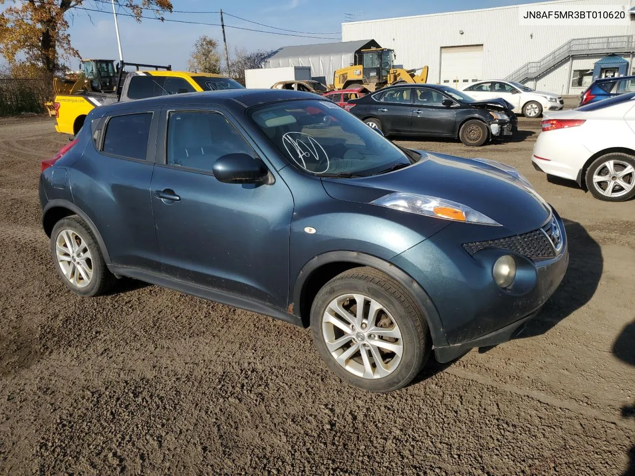 2011 Nissan Juke S VIN: JN8AF5MR3BT010620 Lot: 73523434