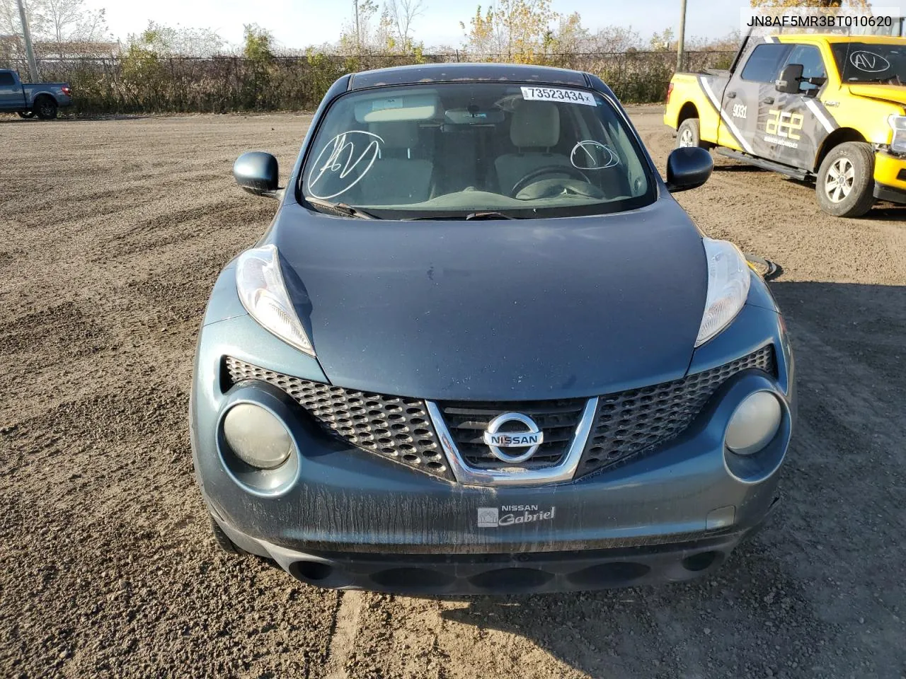 2011 Nissan Juke S VIN: JN8AF5MR3BT010620 Lot: 73523434