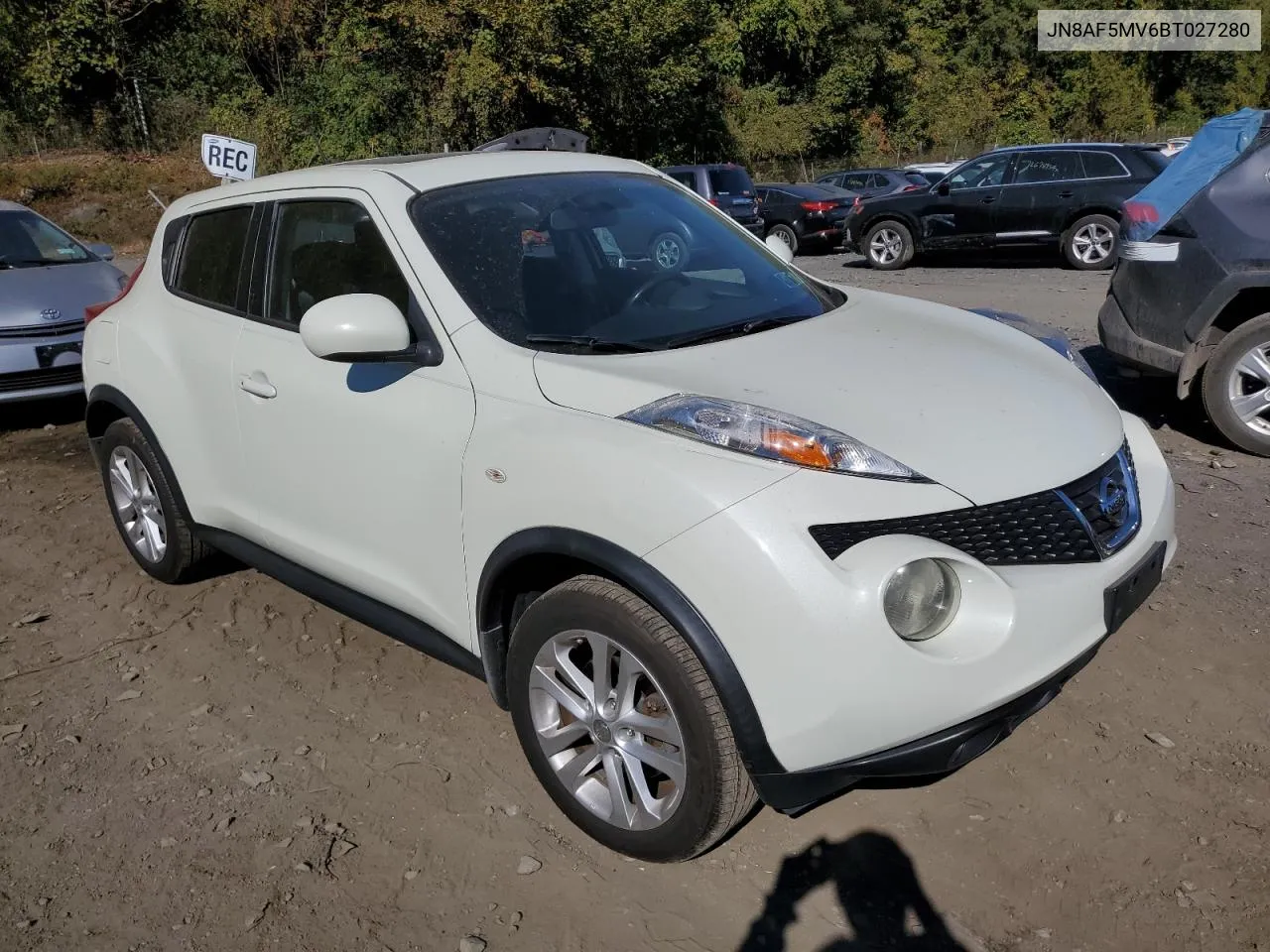 JN8AF5MV6BT027280 2011 Nissan Juke S