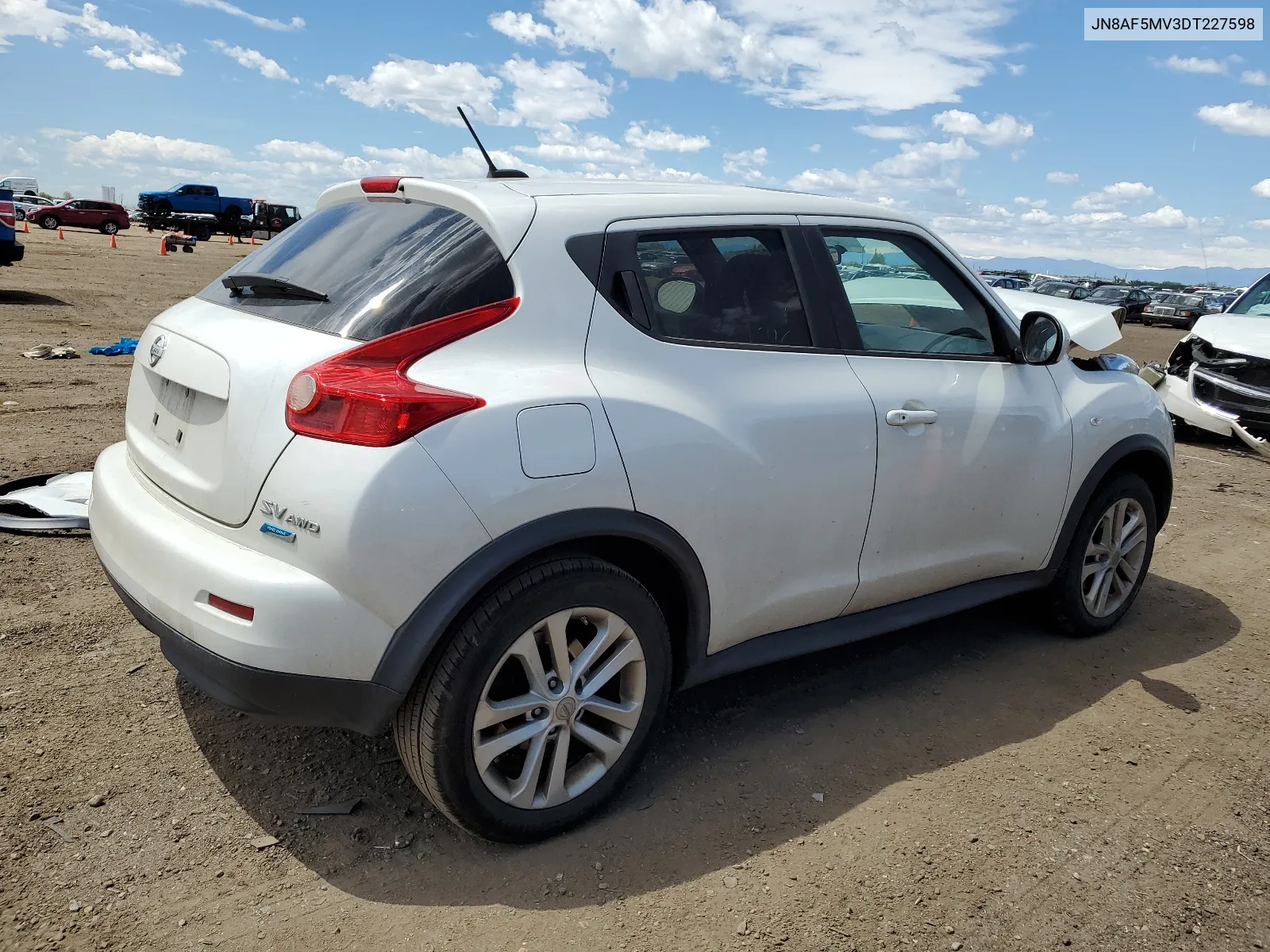 JN8AF5MV3DT227598 2013 Nissan Juke S