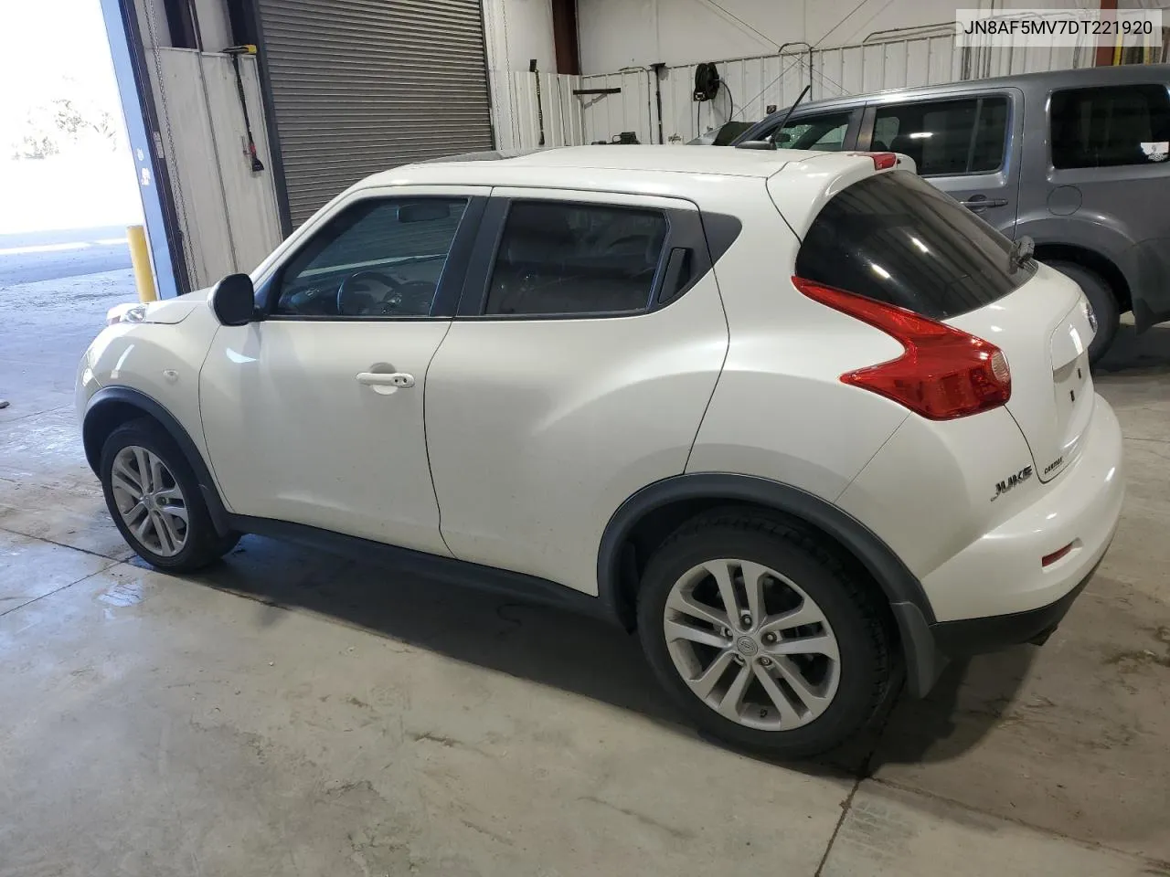 2013 Nissan Juke S VIN: JN8AF5MV7DT221920 Lot: 73522114