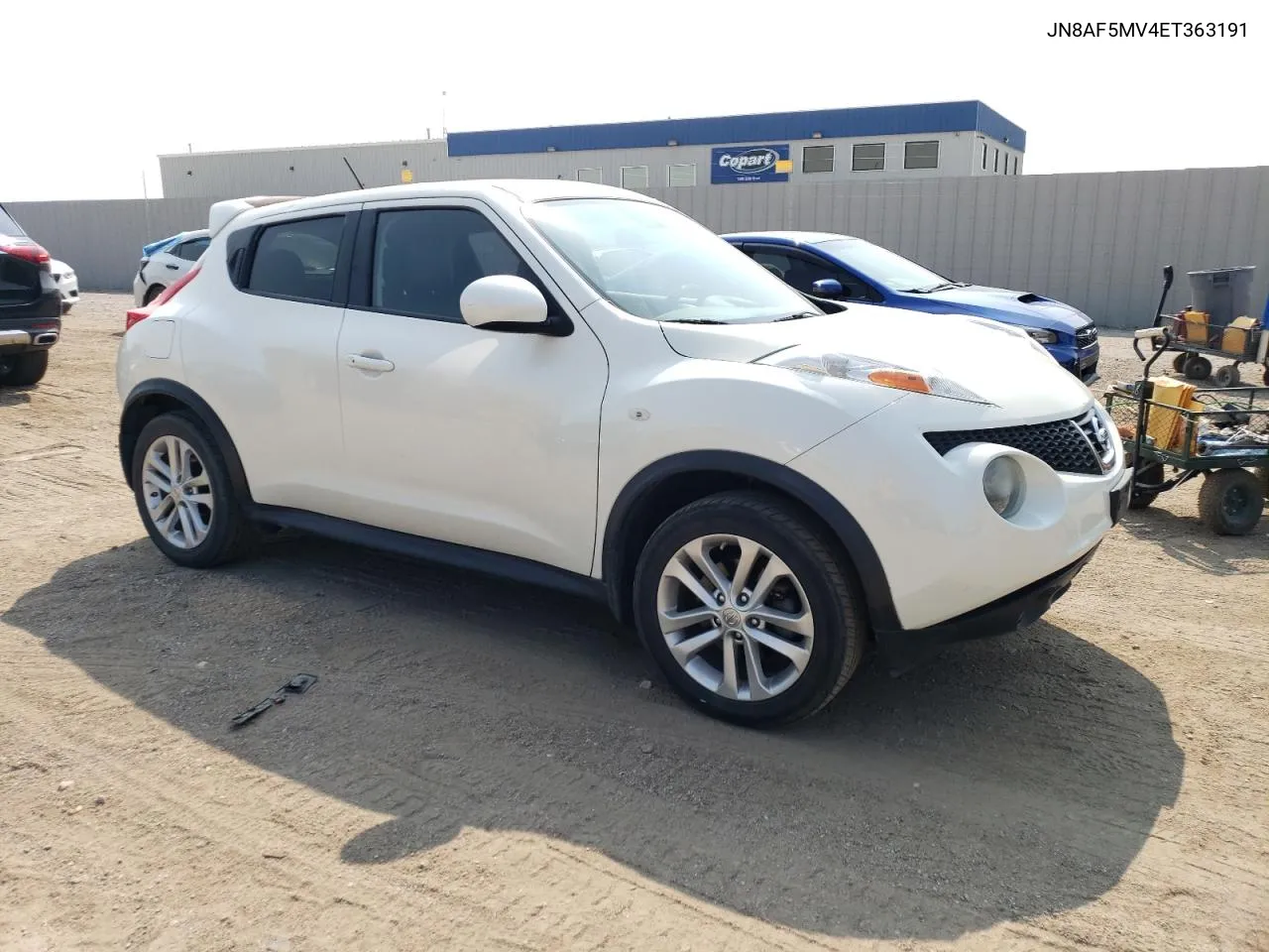 2014 Nissan Juke S VIN: JN8AF5MV4ET363191 Lot: 64340724