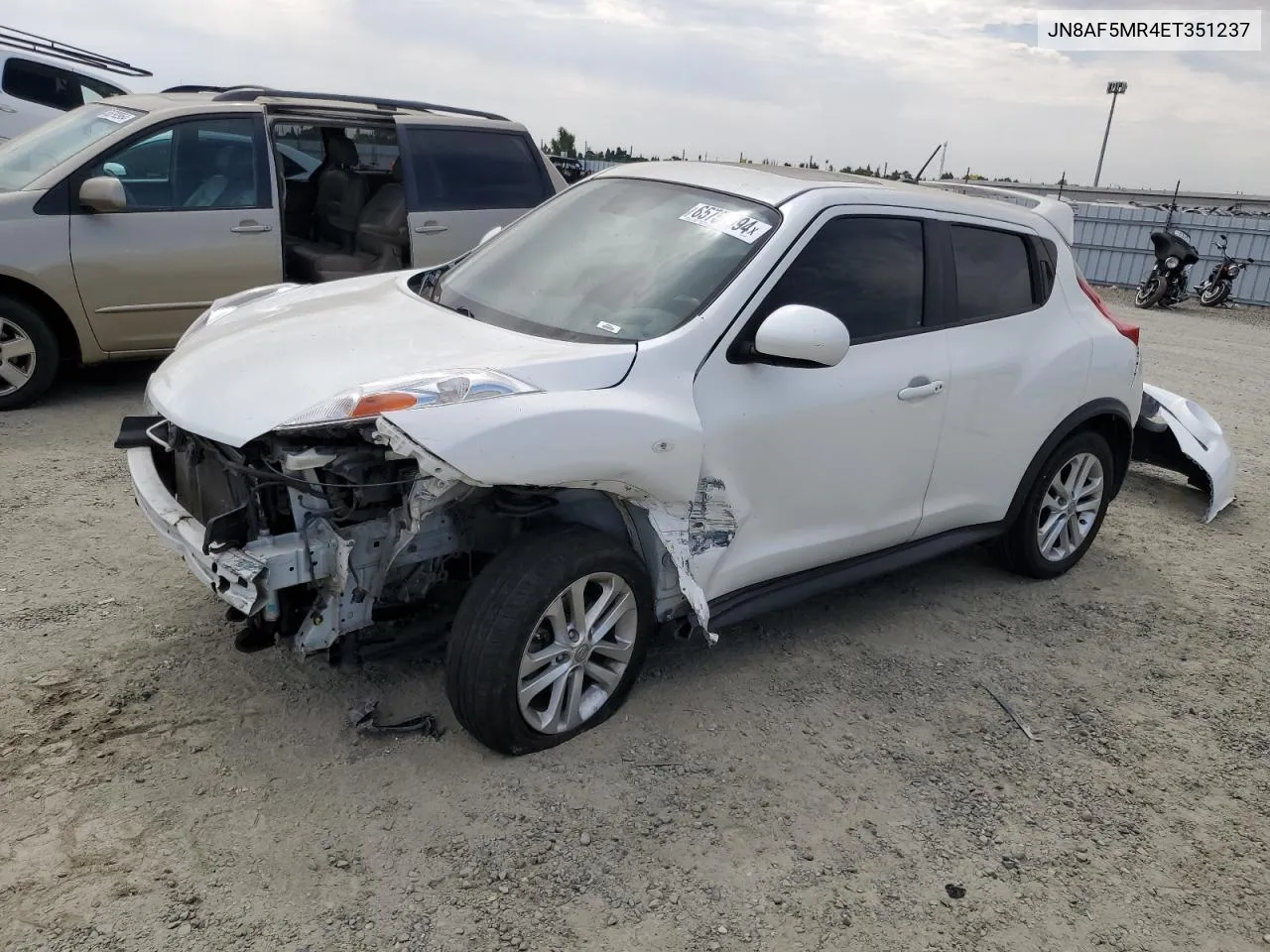 2014 Nissan Juke S VIN: JN8AF5MR4ET351237 Lot: 65757494