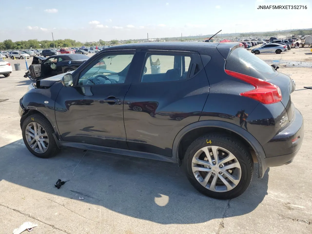 2014 Nissan Juke S VIN: JN8AF5MRXET352716 Lot: 71801834