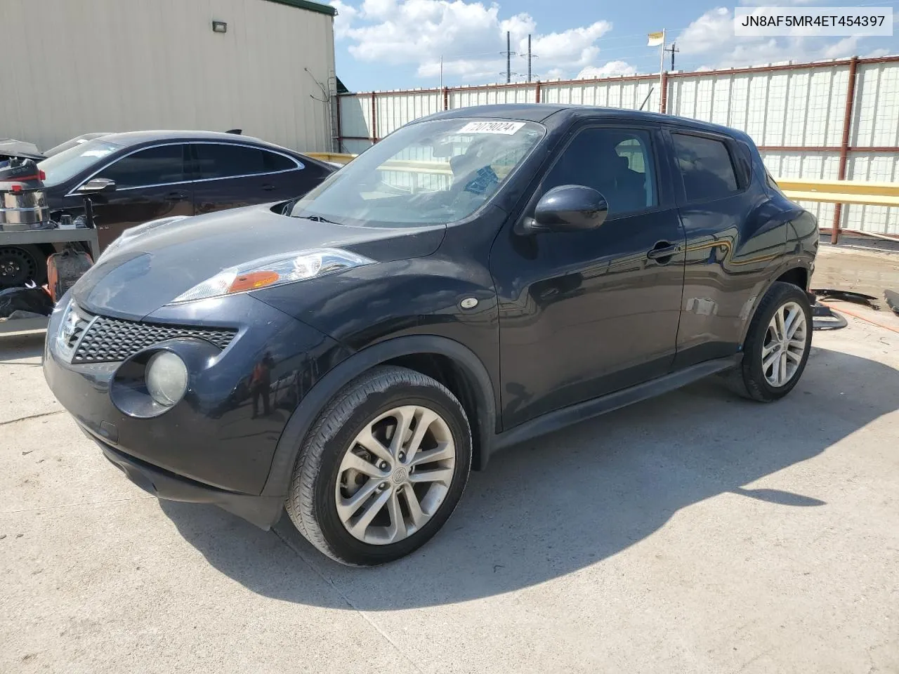 2014 Nissan Juke S VIN: JN8AF5MR4ET454397 Lot: 72079024