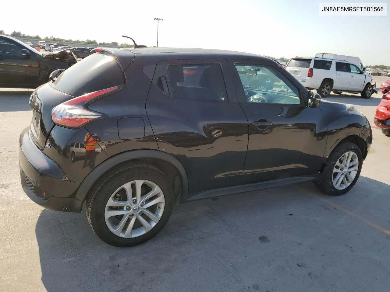 2015 Nissan Juke S VIN: JN8AF5MR5FT501566 Lot: 75566914