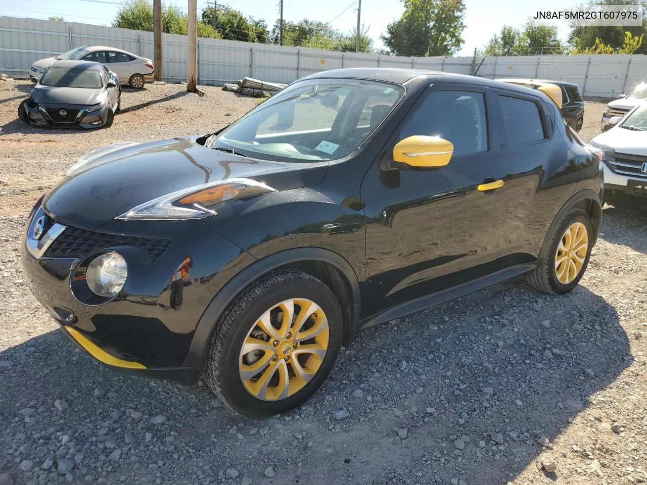 2016 Nissan Juke S VIN: JN8AF5MR2GT607975 Lot: 73782534