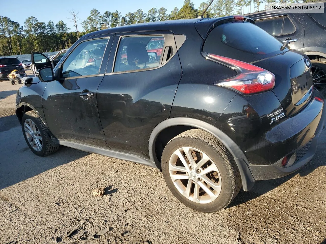 2016 Nissan Juke S VIN: JN8AF5MR5GT608912 Lot: 79567954