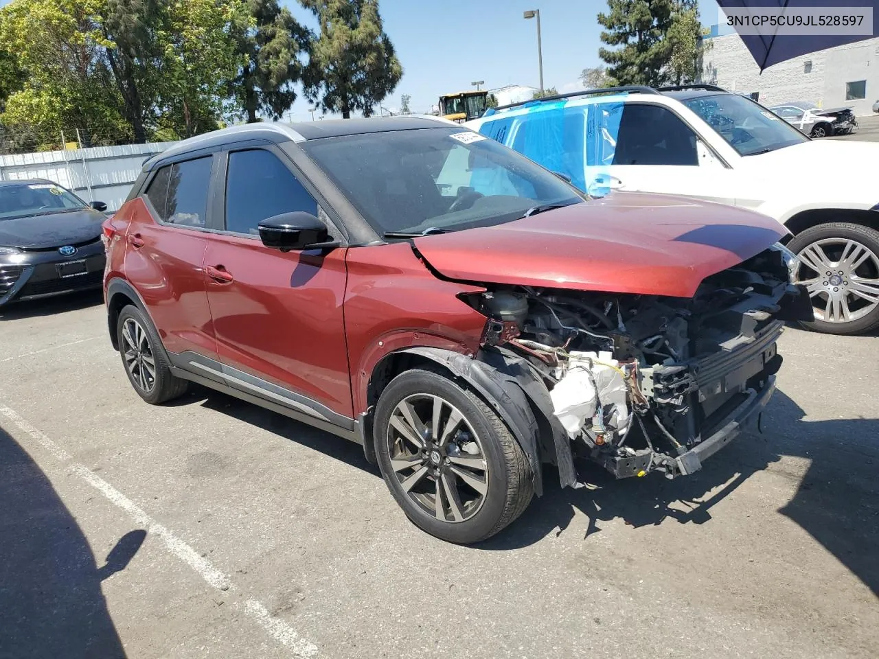 2018 Nissan Kicks S VIN: 3N1CP5CU9JL528597 Lot: 59721444