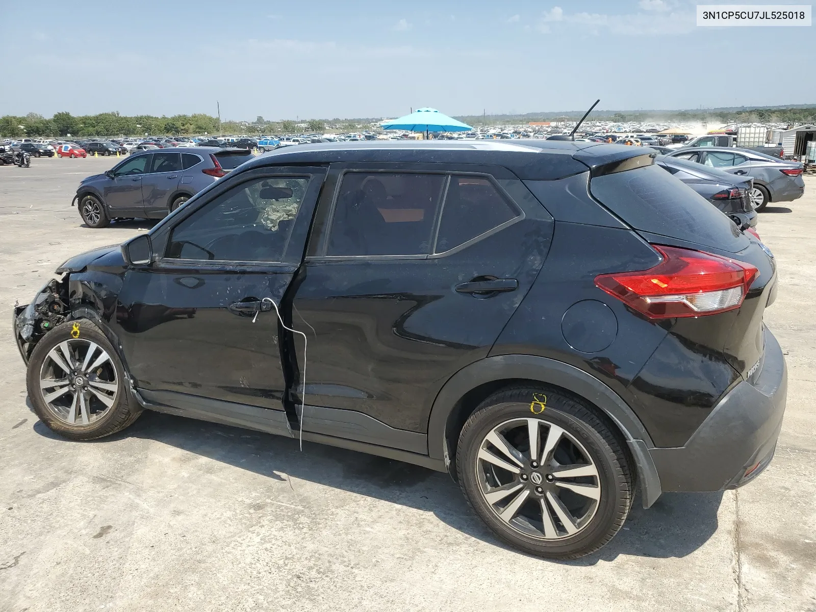 3N1CP5CU7JL525018 2018 Nissan Kicks S