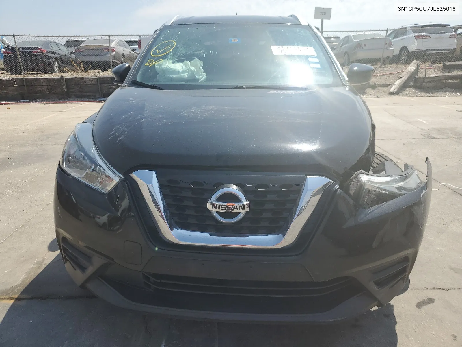 3N1CP5CU7JL525018 2018 Nissan Kicks S