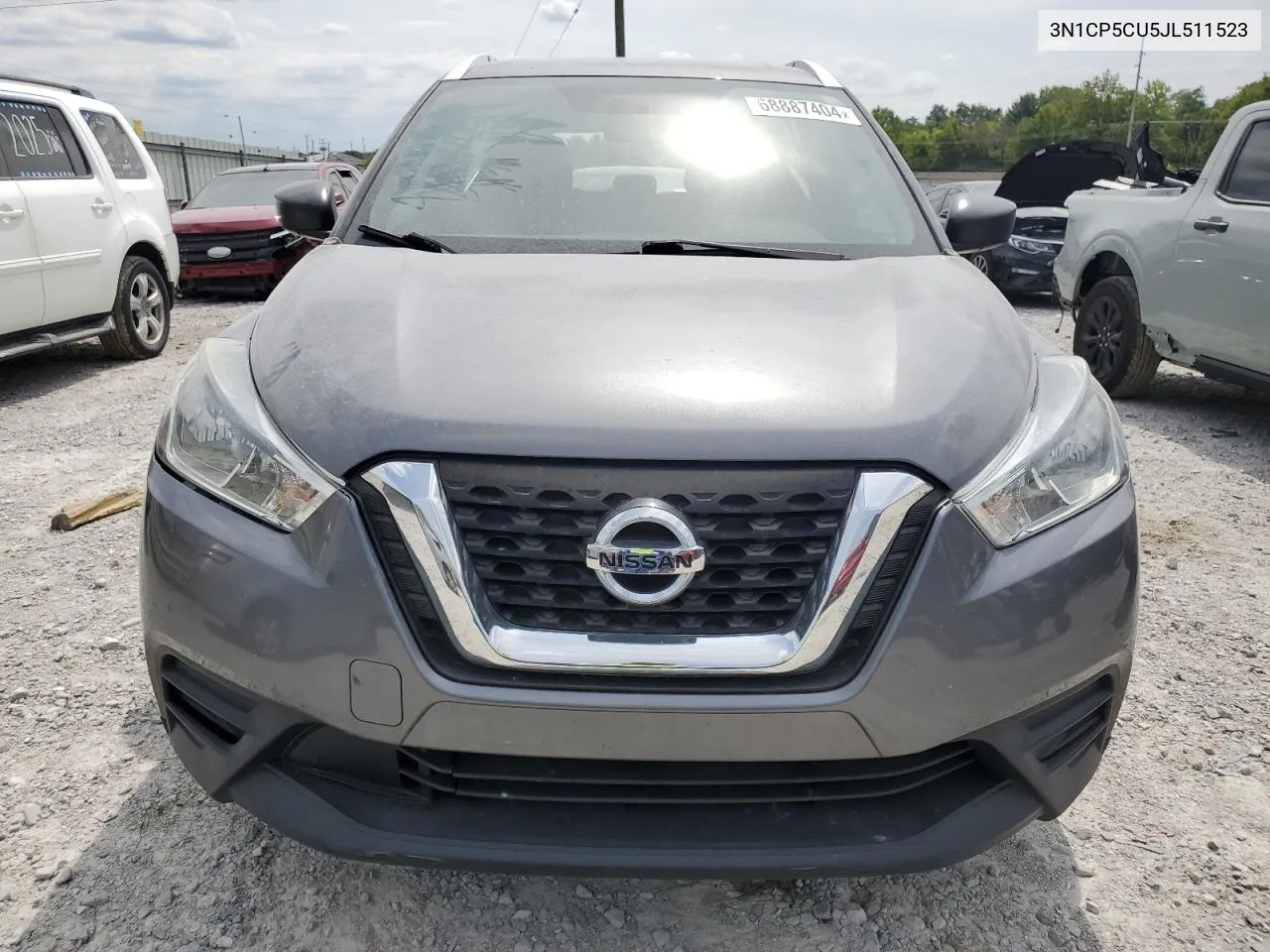 2018 Nissan Kicks S VIN: 3N1CP5CU5JL511523 Lot: 68887404