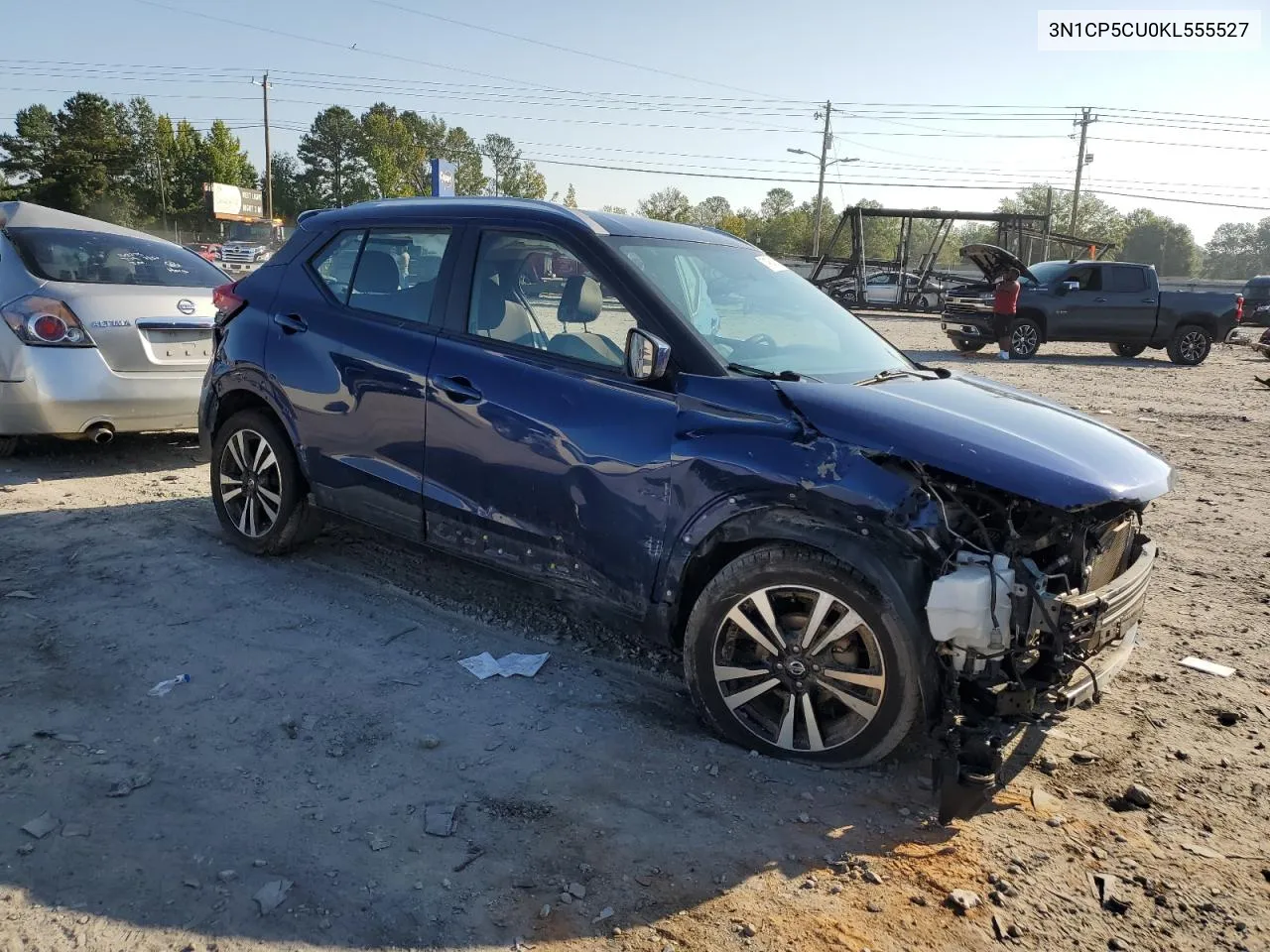 2019 Nissan Kicks S VIN: 3N1CP5CU0KL555527 Lot: 71964174