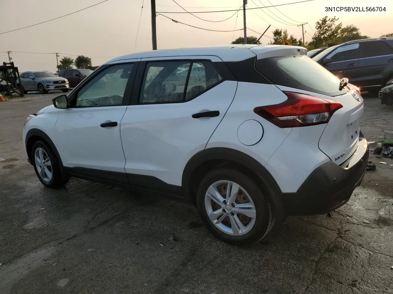 2020 Nissan Kicks S VIN: 3N1CP5BV2LL566704 Lot: 70911574