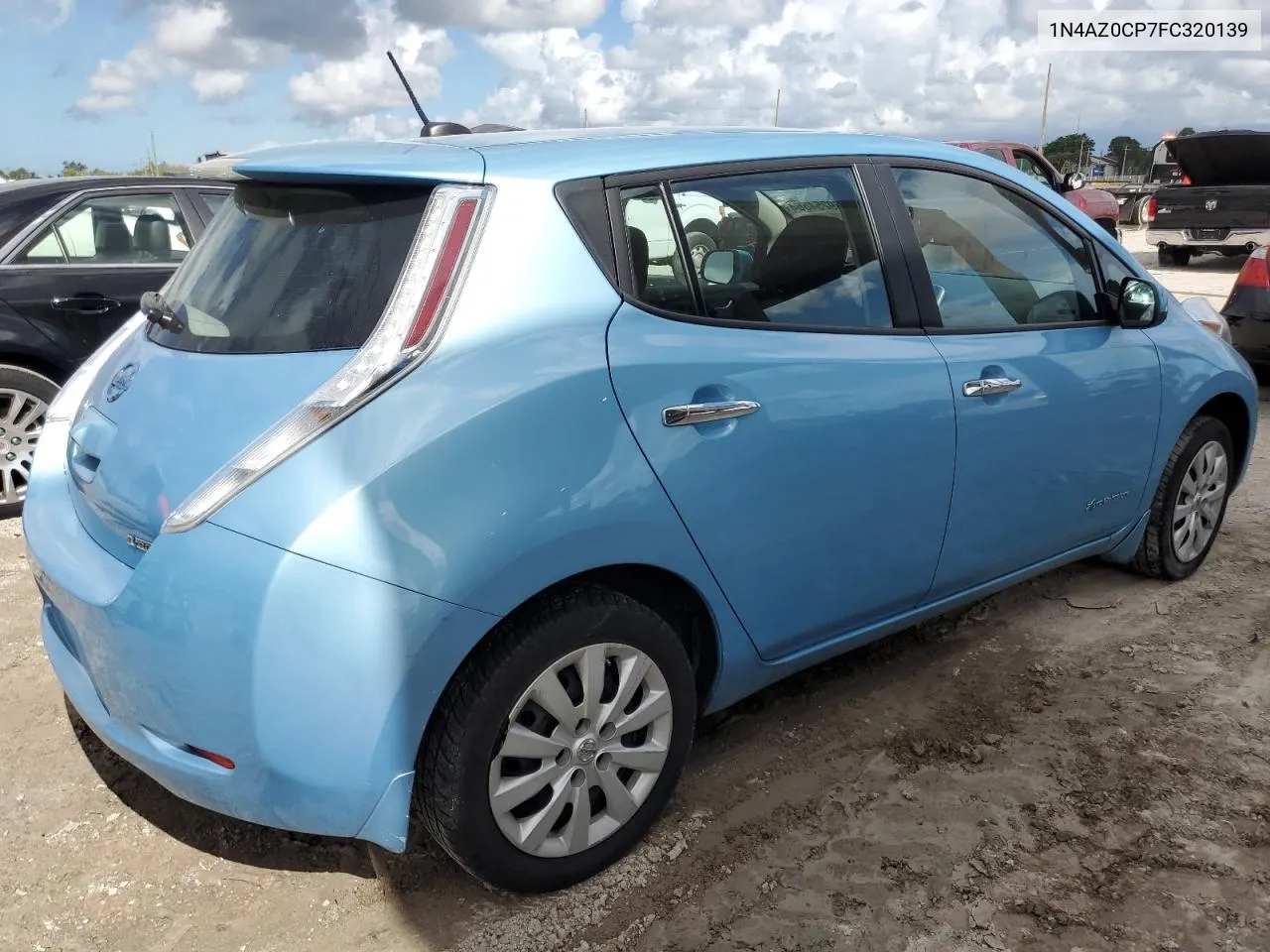 1N4AZ0CP7FC320139 2015 Nissan Leaf S