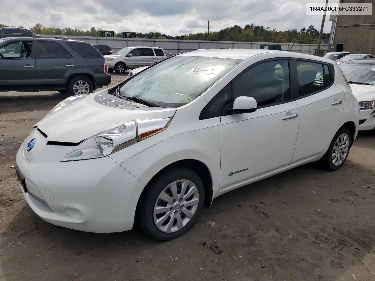 1N4AZ0CP6FC333271 2015 Nissan Leaf S