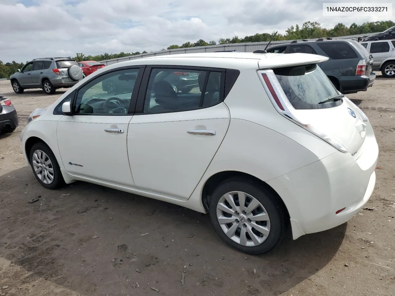 1N4AZ0CP6FC333271 2015 Nissan Leaf S