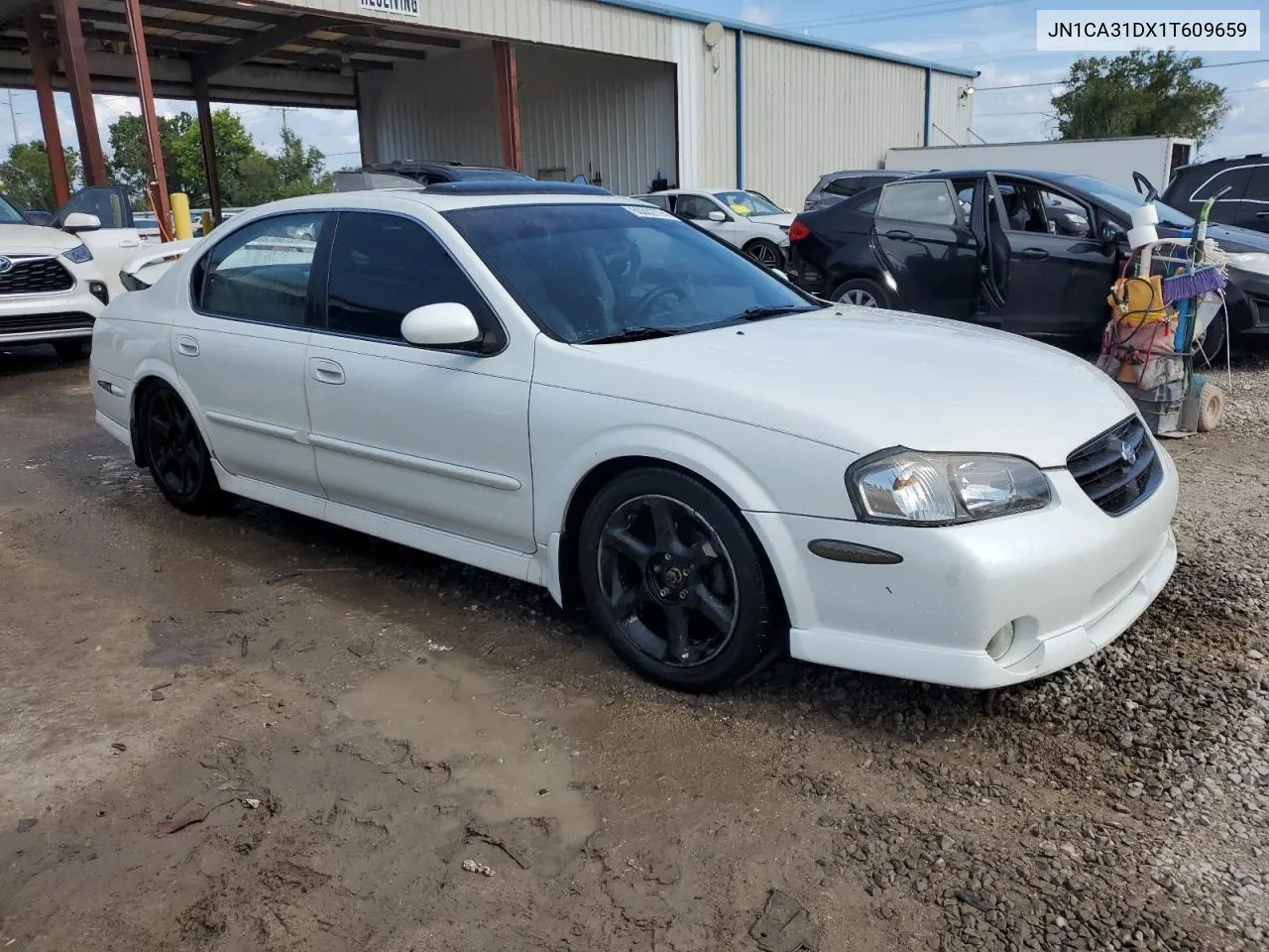 JN1CA31DX1T609659 2001 Nissan Maxima Gxe