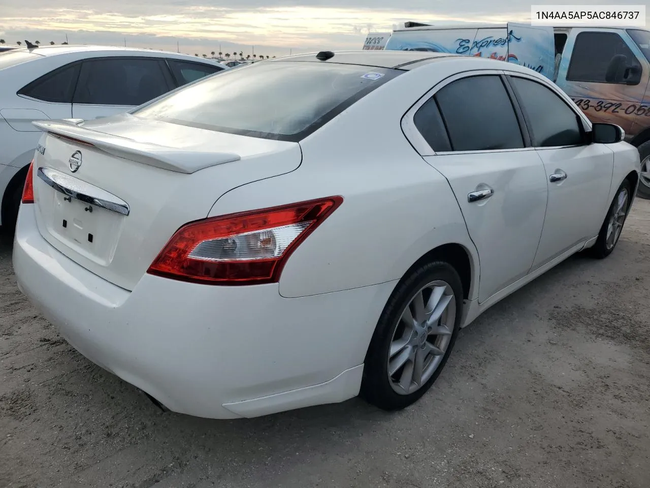 1N4AA5AP5AC846737 2010 Nissan Maxima S