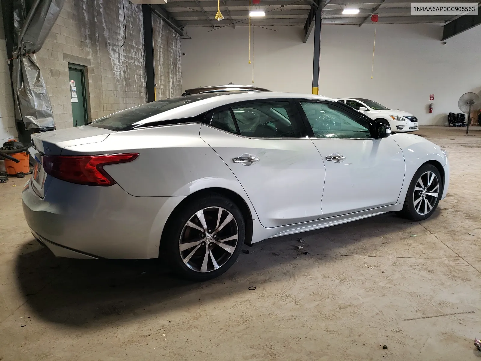 2016 Nissan Maxima 3.5S VIN: 1N4AA6AP0GC905563 Lot: 63640214