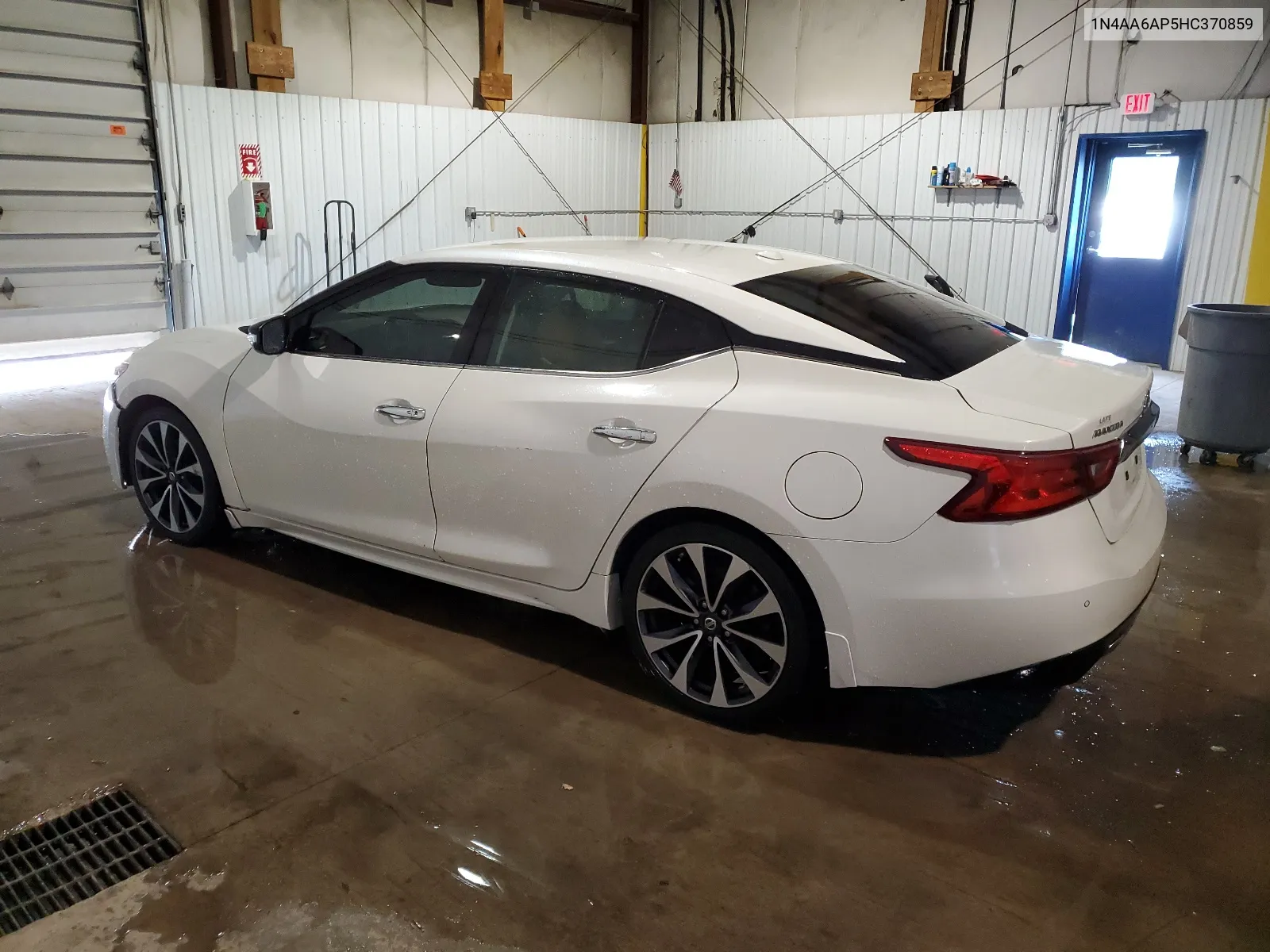 1N4AA6AP5HC370859 2017 Nissan Maxima 3.5S