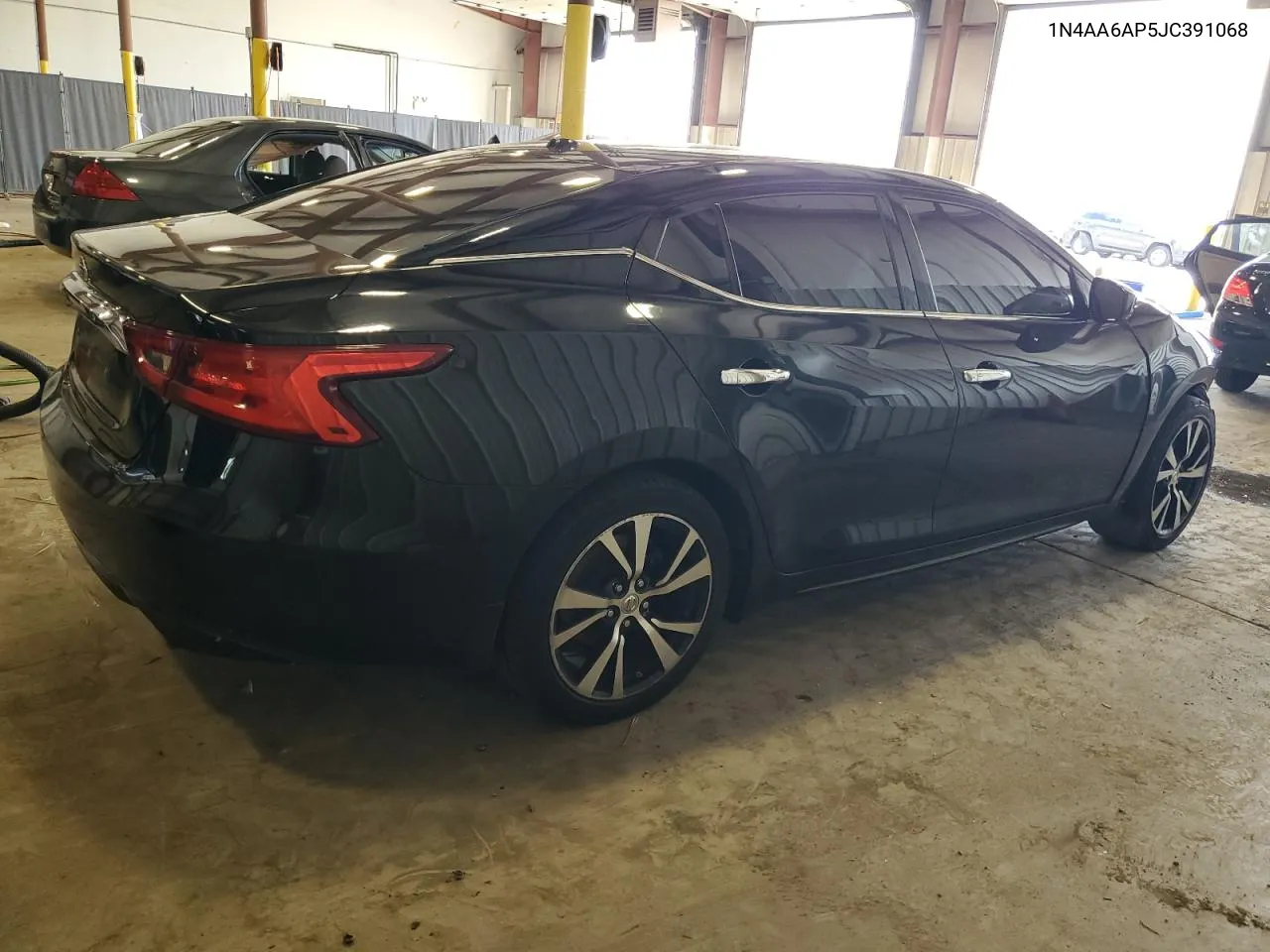 1N4AA6AP5JC391068 2018 Nissan Maxima 3.5S