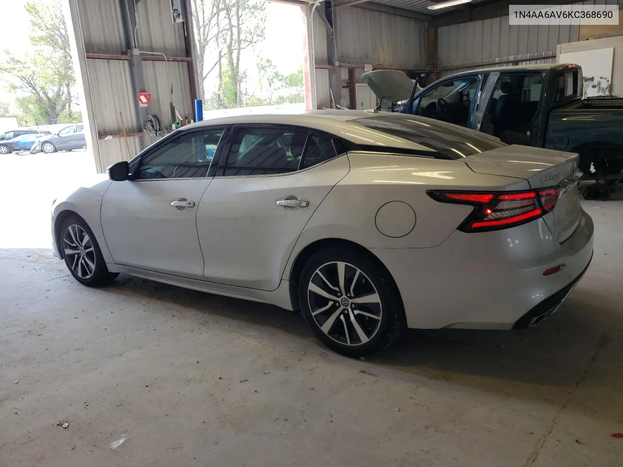 2019 Nissan Maxima S VIN: 1N4AA6AV6KC368690 Lot: 51617074