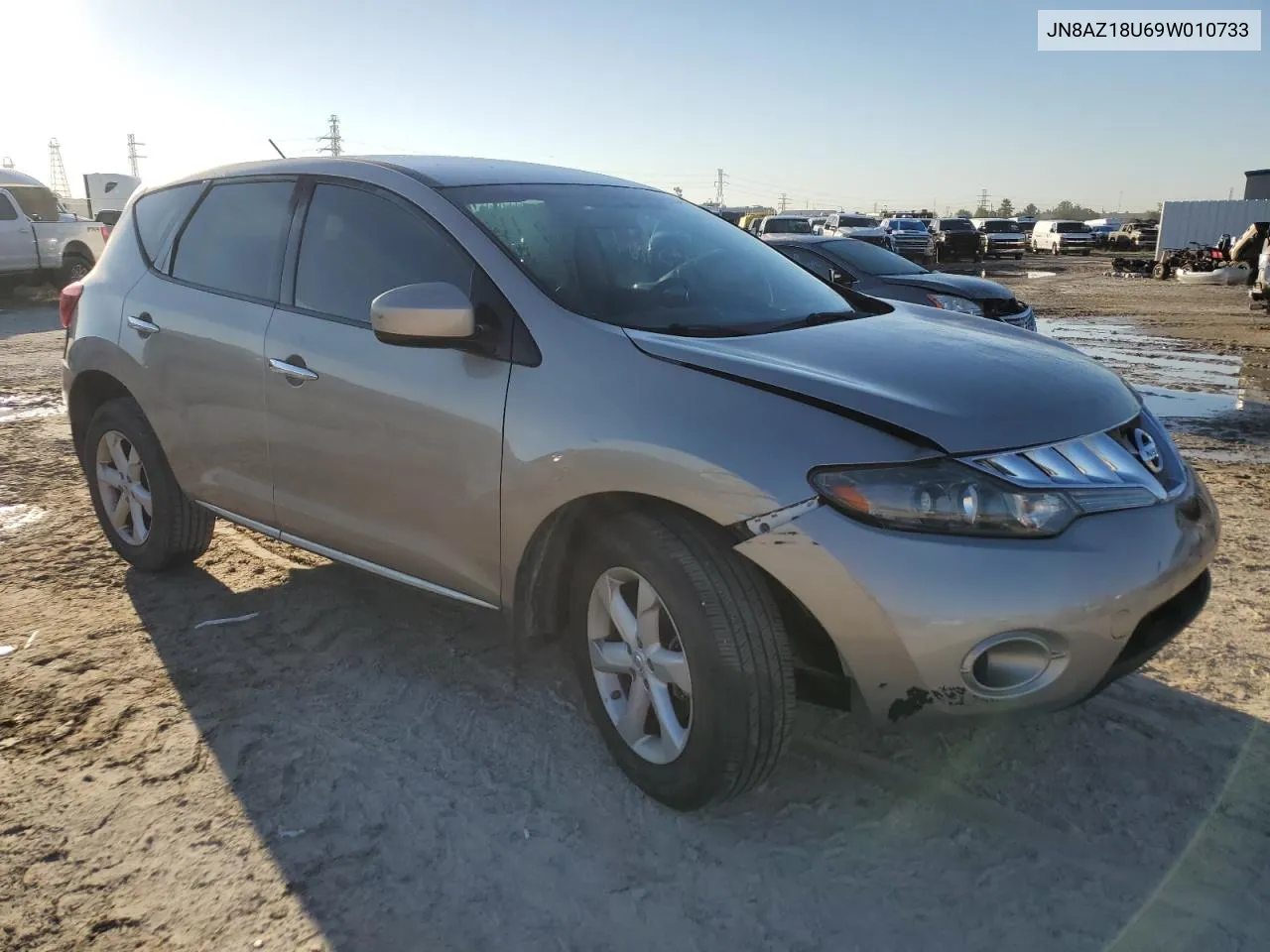 2009 Nissan Murano S VIN: JN8AZ18U69W010733 Lot: 71451104